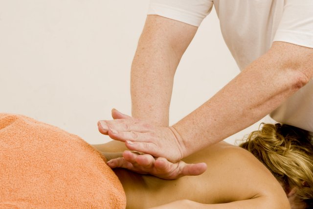 Breuss-Massage - © do-stockfoto - Fotolia.com